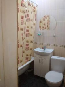 Bilik mandi di Khutorok Svergio +156 gambar