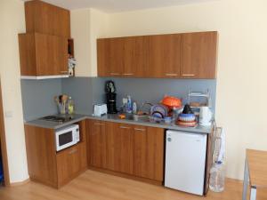 Η κουζίνα ή μικρή κουζίνα στο Borovets Apartment, Villa Park +9 φωτογραφίες