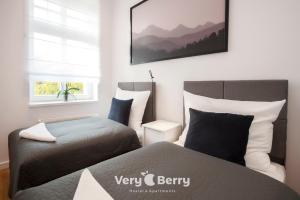 Fotografia z galérie ubytovania Very Berry - Orzeszkowej 14 - MTP Apartment, parking, check in 24h v Poznani