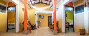 TV a/nebo společenská místnost v ubytování Berakah B&B- Central Park