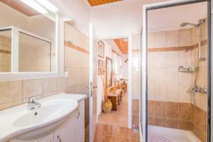 Kúpeľňa v ubytovaní Casa Soula, Gaios Seaview Cottage