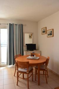 Foto dalla galleria di PALMERAIE 40 a Sari Solenzara