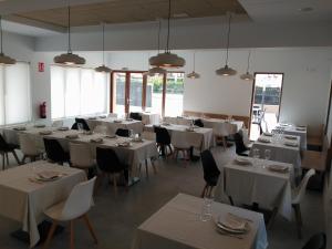 Εστιατόριο ή άλλο μέρος για φαγητό στο Hotel Entrerailes