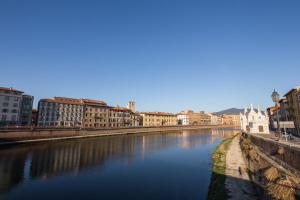 Gallery image of AwesHomeItaly - Lungarno Bellavista Penthouse in Pisa