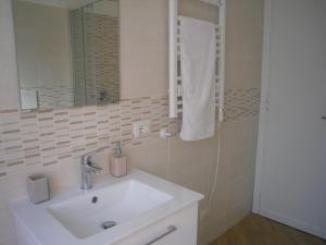 Baðherbergi á Lovely Little Apartment in Via Aurelia