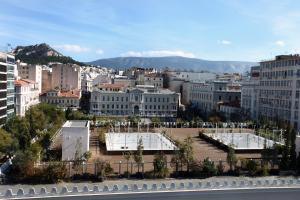 Photo de la galerie de l'établissement Old Town Hall Suites and Apartments, à Athènes
