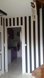 Kuchyň nebo kuchyňský kout v ubytování LA GRANGETTE DU PARADIS + 4 fotografie