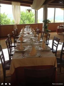 ห้องอาหารหรือที่รับประทานอาหารของ Monte Degli Ulivi Country House