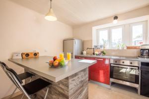 Kuchnia lub aneks kuchenny w obiekcie House Misto