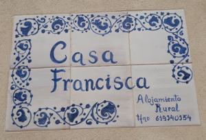 レケナにあるCasa Rural Franciscaのアルゼンチンのカサ・フランシスカを読む看板