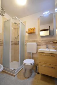 Zdjęcie z galerii obiektu NARDIS 109 w Madonna di Campiglio