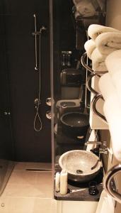 A bathroom at Frida Suites