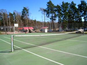 Aironiemi Cottage tesisi ve yakınında tenis ve/veya squash olanakları