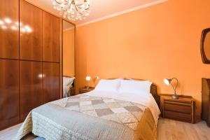 Postel nebo postele na pokoji v ubytování A Roman Tale B&B