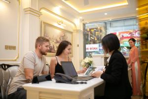 Majutusasutuse Royal Holiday Hanoi Hotel külastajad
