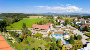 Gallery image of Golf-Tennis-Wellnesshotel Mori in Sankt Kanzian