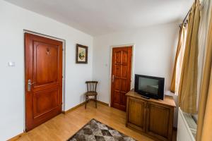 Μια τηλεόραση ή/και κέντρο ψυχαγωγίας στο Bástya Panzió és Étterem