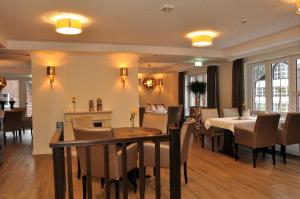 Posezení v ubytování Hotel Drei Linden
