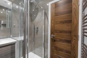 Gallery image of Goldbeaters House in Edgware