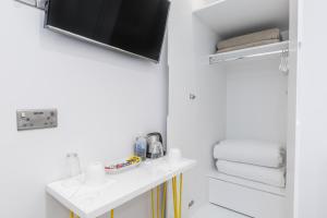 Gallery image of Goldbeaters House in Edgware