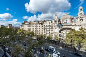 Galeriebild der Unterkunft SibsBcn COLISEUM - Cozy and Central in Barcelona