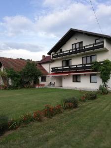 Gallery image of Apartments Kenedy in Kiseljak