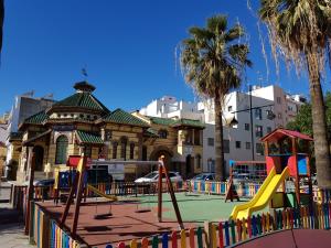 マラガにある**** GENUAR APARTMENTS MALAGA CENTERのギャラリーの写真