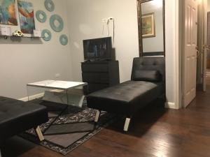 Χώρος καθιστικού στο Abacus Jamaica the Zana Suites