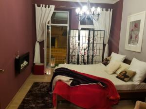 Apartament Pod Aniołami na Starówce w Radomiu 객실 침대