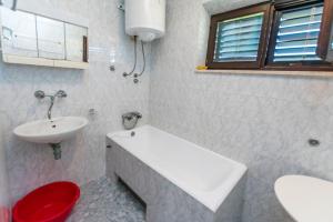 Koupelna v ubytování Apartments Matejka I
