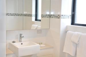 Ванна кімната в Annam Serviced Apartments