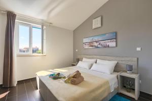 En eller flere senge i et værelse på Villa 1520 + 84 billeder