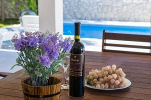 Nápoje v ubytovaní Villa Vesa