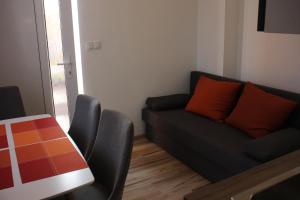 A seating area at Apartmánový dom Mária