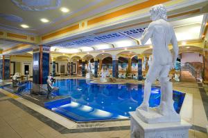 The swimming pool at or close to Aphrodite Palace