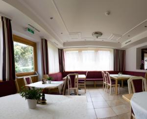 Część wypoczynkowa w obiekcie Pension Traube
