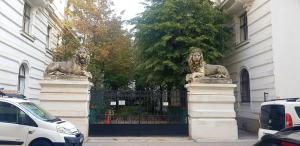 Fotografia z galérie ubytovania Belvedere Castle,private Zimmer,Vienna vo Viedni + 7 fotografií