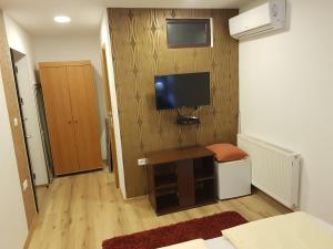 TV o dispositivi per l'intrattenimento presso B&B Bazeni