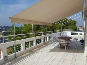 Fotografie z fotogalerie ubytování Sea View Dreamy Penthouse in Vouliagmeni v Aténách