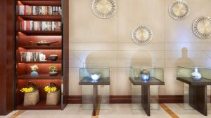 Biblioteca nell'hotel