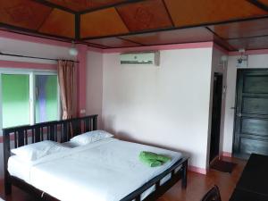 Krevet ili kreveti u jedinici u objektu Phi Phi View Point Resort