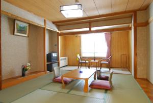 Kuchyň nebo kuchyňský kout v ubytování Shiga No Yu Hotel