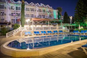 Imagen de la galería de Halıcı Hotel Marmaris, en Marmaris