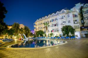 Imagen de la galería de Halıcı Hotel Marmaris, en Marmaris
