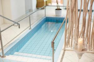 Bazén v ubytování Hotel Wiedemann nebo v jeho okolí