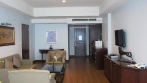 Tai Pan Hotel Sha Plus Certified Bangkok Updated 22 Prices