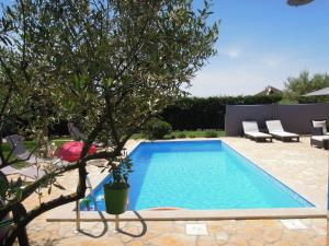 Bazén v ubytování Holiday Home Villa Ivan nebo v jeho okolí