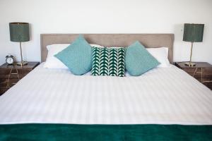Postel nebo postele na pokoji v ubytování Auberge de Rivaz