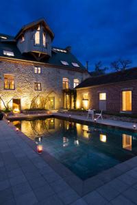 Bassein majutusasutuses Ne5t Hotel & Spa või selle lähedal