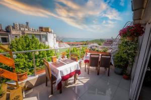 Balkón nebo terasa v ubytování Meddusa Hotel